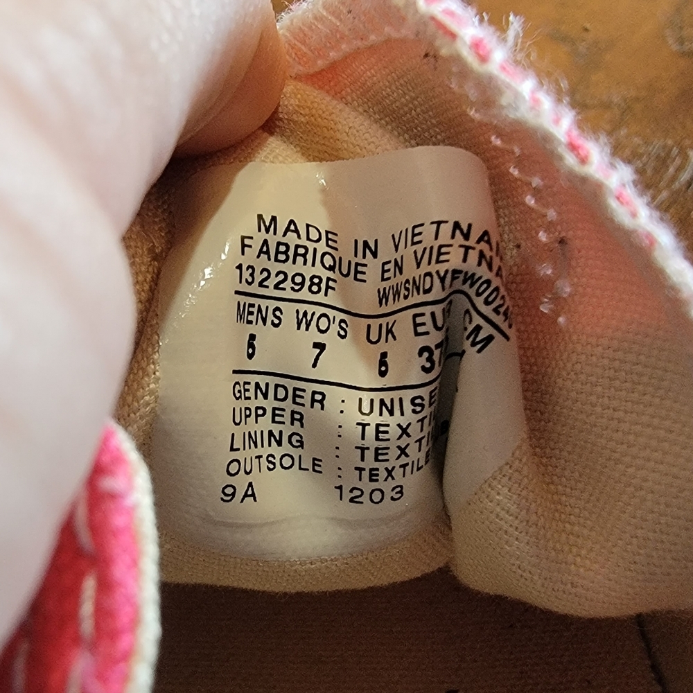Converse sneakers - Picture 6 of 9